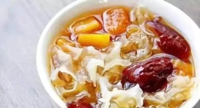 「皮肤」皮肤瘙痒,喉咙肿胀的疼痛.按照这样的处方,在家里可以学习