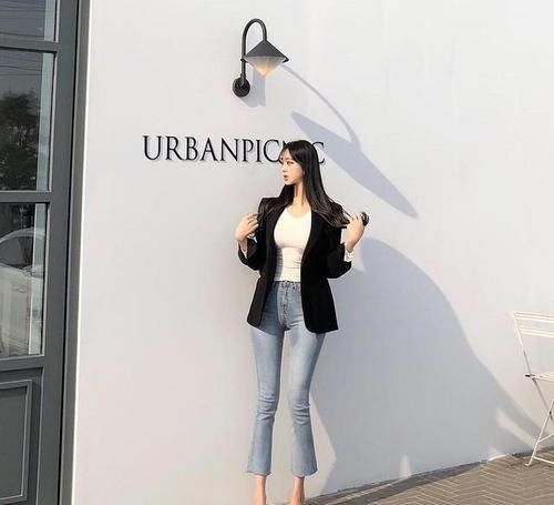  『清爽』牛仔裤彰显年轻风采，知性干练, 穿出清爽的风采！