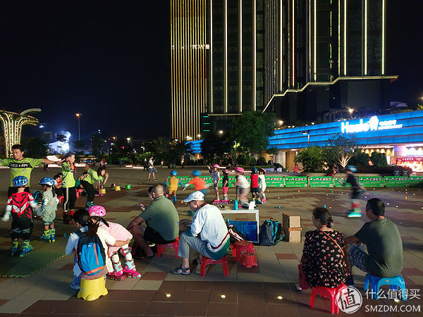 极速过气的换代机?新机来临前夕开箱回顾 小米 MIX 2