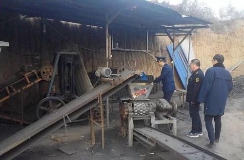  [冬天]不准烧煤取暖，农民冬天怎么过？农民提出3个问题，专家哑