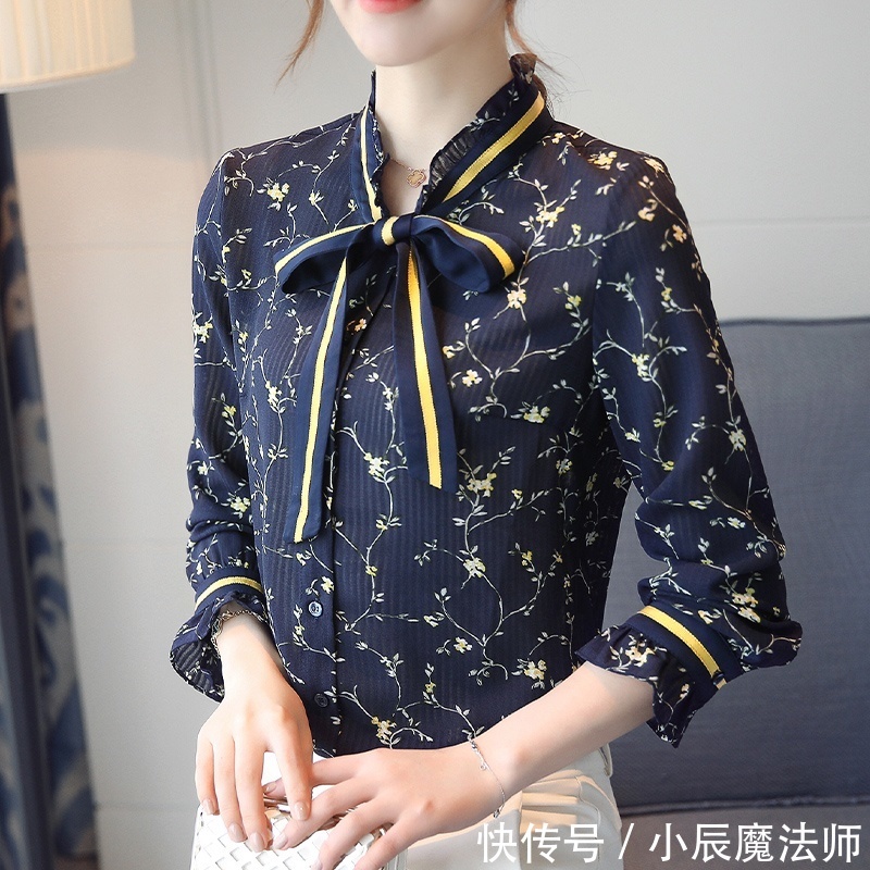  气质：新发现一款女装，叫：减龄衬衫，比连衣裙更显气质，怎么穿怎么美