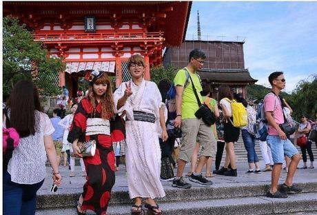 1万元人民币可以在越南待多久？在越南能做什么，当地人告诉你!