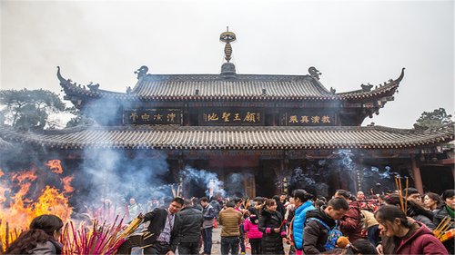 四川最灵验、香火最旺的寺庙，门票只要2元，不少游客为其点赞