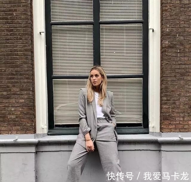  【时髦】“打底裤”已经失宠，春天“裤子+短靴”正当红，时髦精们都在穿