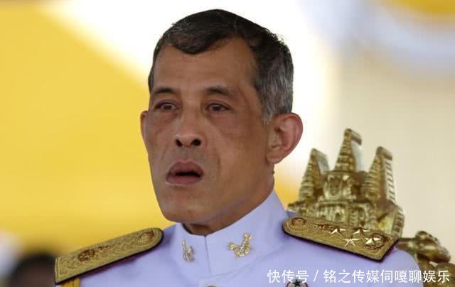  【妃子】泰国国王为躲避疫情，携20个妃子在德国自我隔离？网友：太任性！