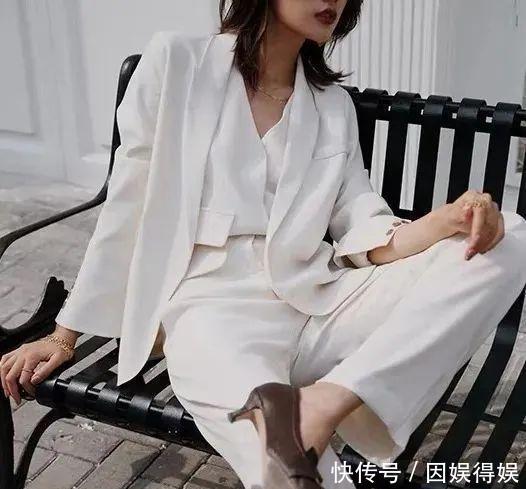 气质@西装外套这样穿,让你时髦一整个春天,高级又显气质!