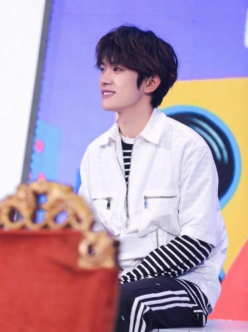 『本来』粉丝给千玺留号码,本来不抱希望会回电,殊不知一个惊喜悄悄来临