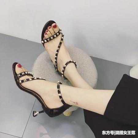 丝袜遇上“高跟鞋”, 让美脚在夏天透透气