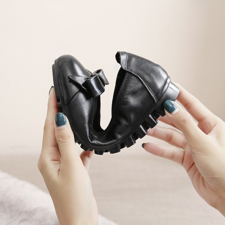 9月把高跟鞋全扔了吧，今年流行穿:船鞋/瓢鞋!洋气显瘦高美