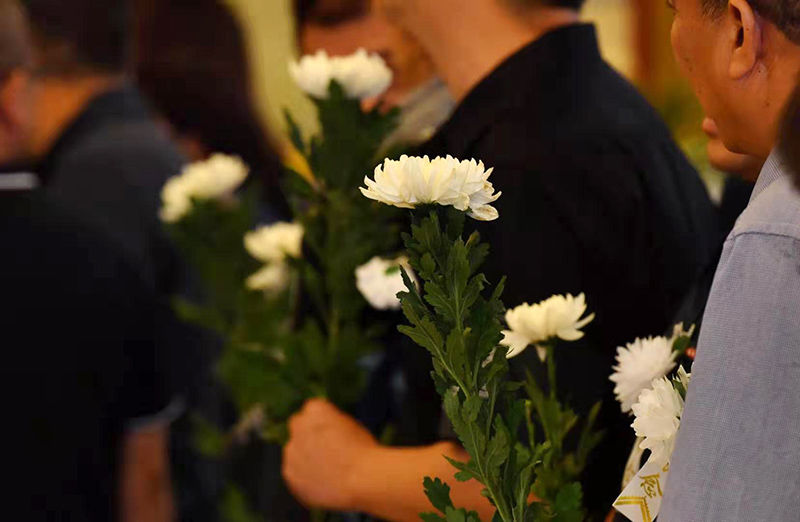 酿酒行业泰斗秦含章追悼会在八宝山举行 |组图