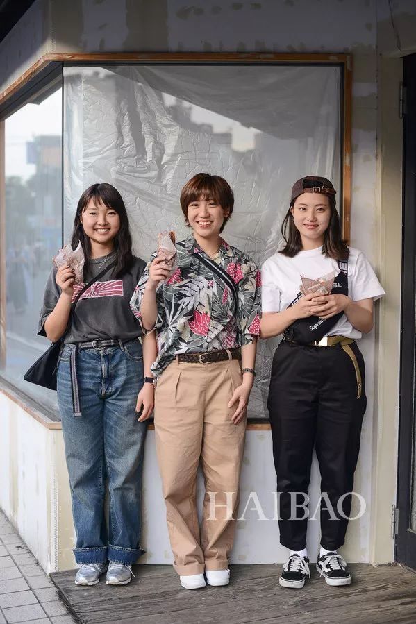 好看| 花衬衫只有度假才能穿?醒醒吧，这样穿简直太美了!