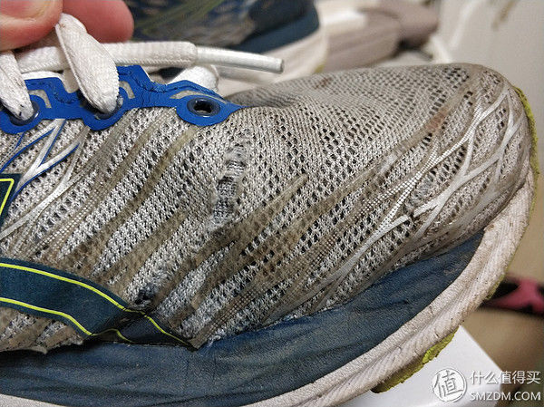 全家都爱亚瑟士 篇三:你知道走了650公里后的Nimbus是啥样吗?老爸