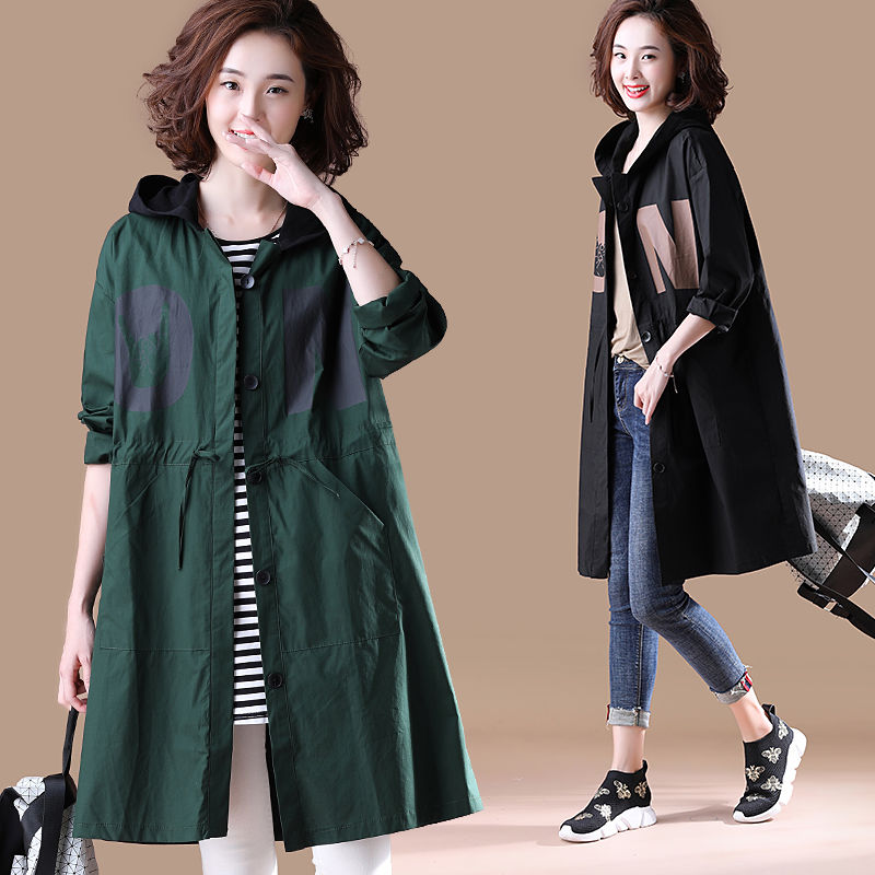 女人怕不怕冷,也别傻买羽绒服!瞧这新出薄外套,不厚不薄刚刚好