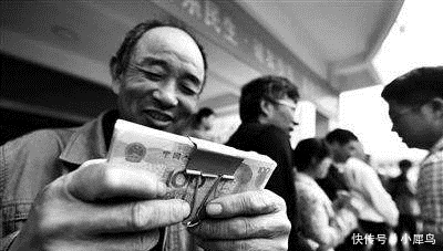  致富经■致富经变“致负经”，为啥电视上养啥啥赚钱，农民养啥