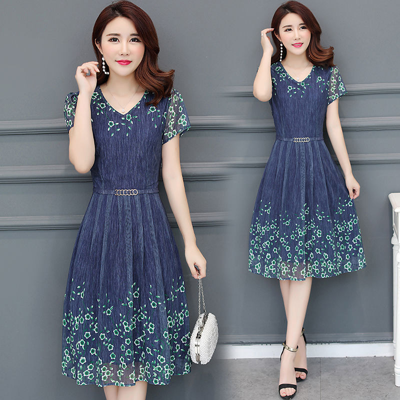 有一种裙子:叫“初恋裙”，甜美动人，女人魅力显露无疑