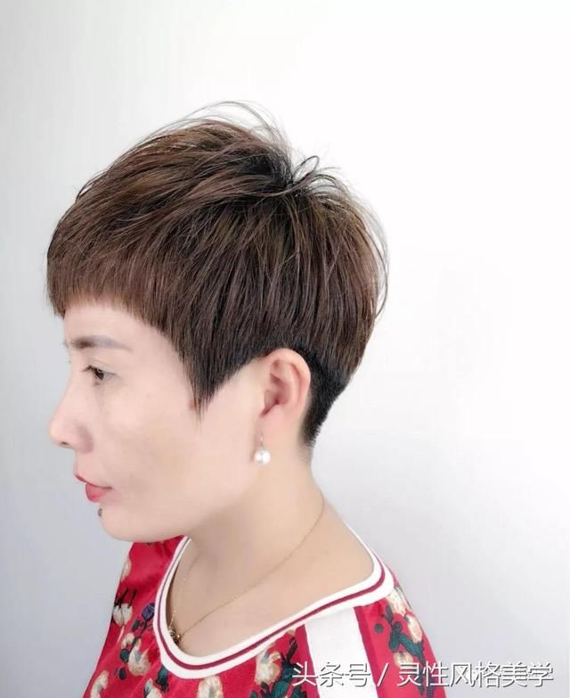 三四十岁的你发型别瞎剪了，有这30款短发就够了！