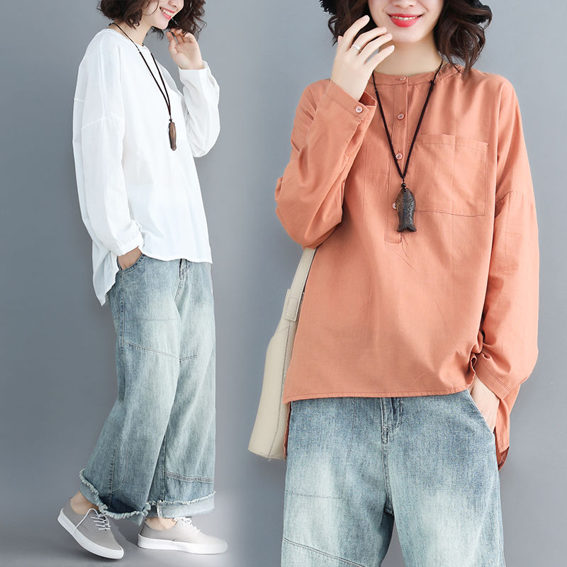 厌倦了裙子，不妨来件正流行的大码棉麻小衫，时髦显瘦还很实惠