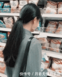 老婆■搞笑GIF趣图:大哥,你舞跳的这么好你老婆知道吗