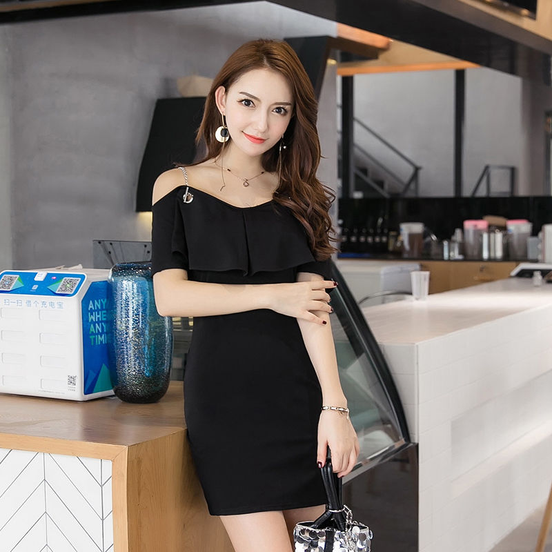 好身材别藏着，穿上紧身包臀裙，翘腿间的诱惑，办公室都要沸腾