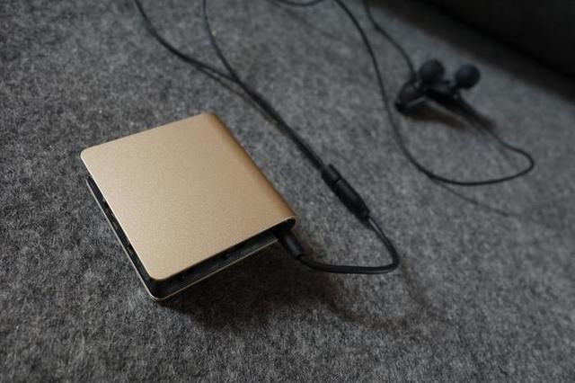 买不起索尼降噪豆?那就看看日本另一巨头软银