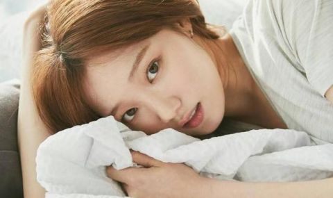  女生■女生好皮肤要靠“养”！远离3个坏习惯，素颜也美丽