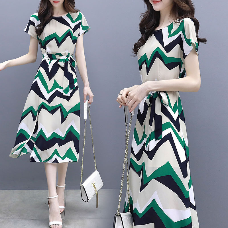 轻薄长裙让你飘飘欲仙，让男人对你欲罢不能