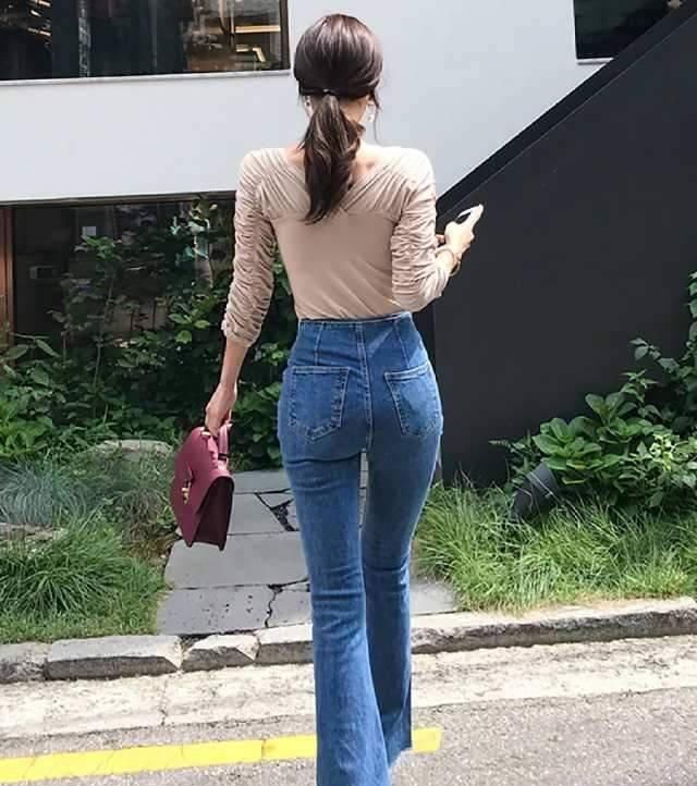 风格:百搭牛仔裤,秀出美丽大长腿,穿搭出你想要的风格!