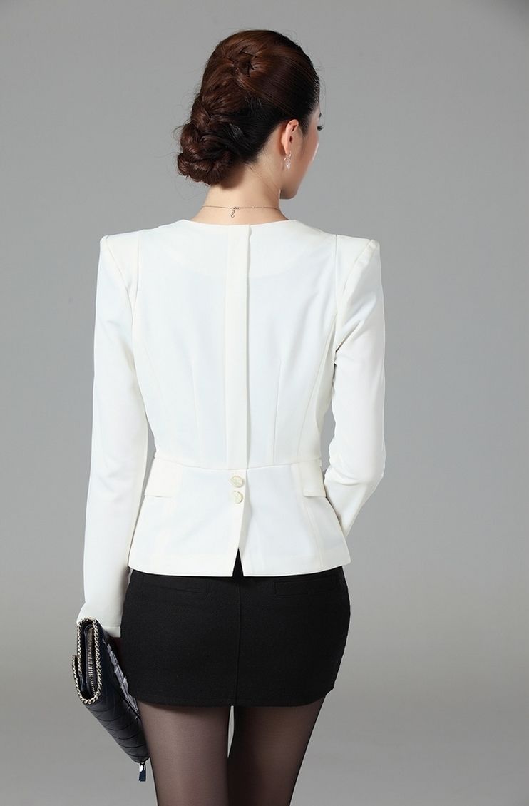 美女写真:台湾模特蓁羚短裙牛仔裤系列写真