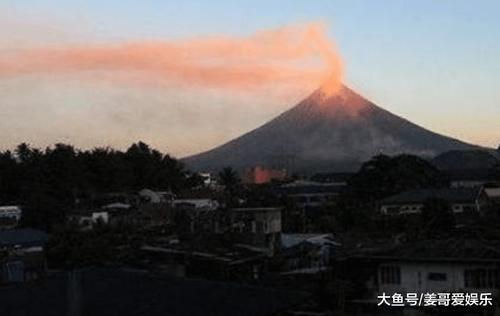 中国连发12次旅游警告: 不能去这个地方, 无人听劝滞留1.7万人