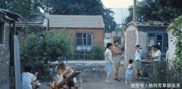  「日子」美国人拍摄的30年前中国夏天： 没有空调的日子, 人们是