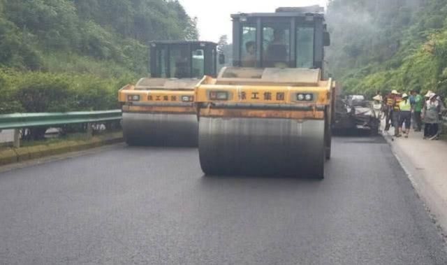 为什么要禁止使用混凝土修建高速公路？网友：还好禁得早
