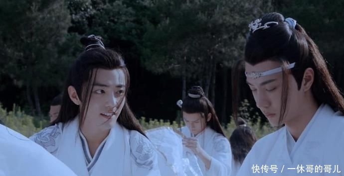 #醉酒#陈情令：蓝湛醉酒闹脾气，魏无羡牵手哄“小朋友”，粉丝：过年啦