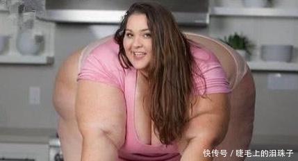 「 女模特」体重高达800斤,却集甜美性感优雅于一身!,世界上最胖的女模特
