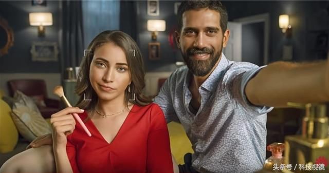 华为手机又被爆出广告作假，网友：坐下，正常操作