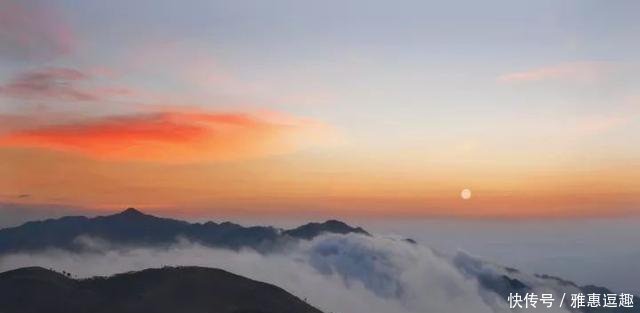 广西的邻居湖南, 有一座离天空最近的小城……