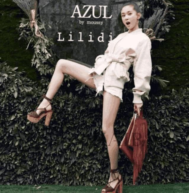 有1种高跟鞋叫王子文的高跟鞋，路人能走路吗