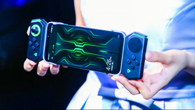 骁龙855 Plus玩手机游戏流畅不卡顿 功耗发热