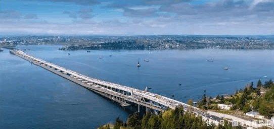 这座桥没有桥墩,每天通行11万辆车,安全使用75年,可抗9级地震