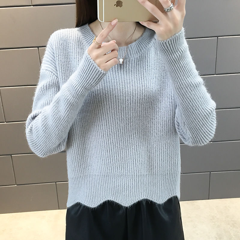 这种毛衣才刚上市就火了，舒适好看不扎人，搭小脚裤，短裙特完美