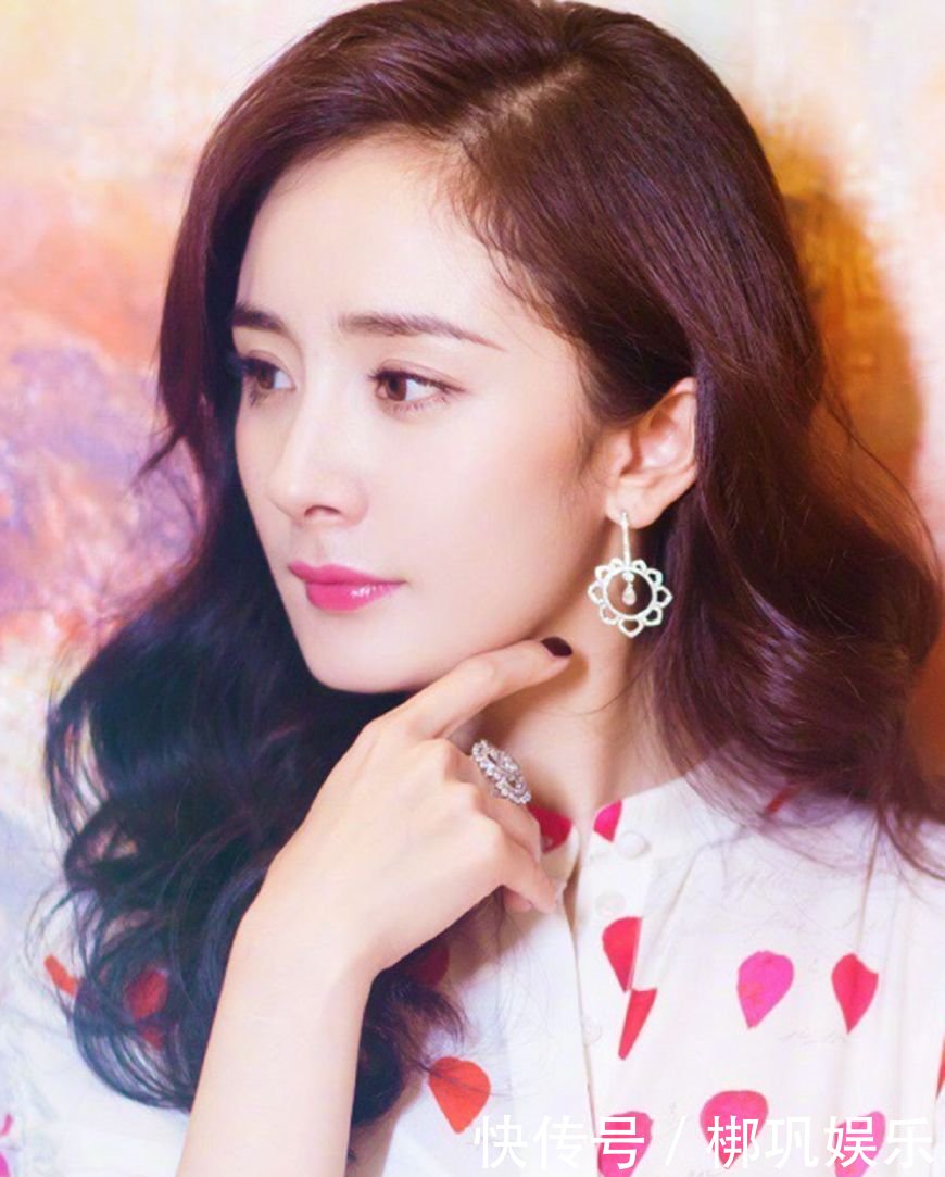 被欺骗过的明星，杨幂洗一整天碗，成龙被骗300万，她被骗走4