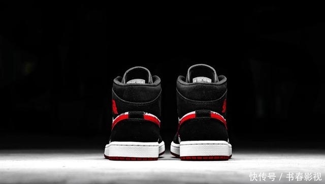 「AJ1」新品,报纸印花AJ1现已发售