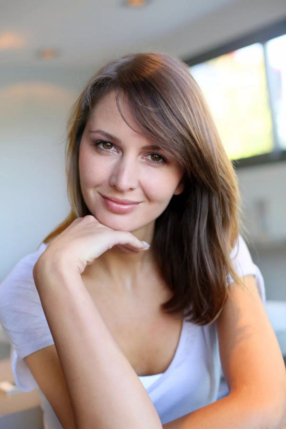 实用 | 睡前一个小动作，皮肤紧致水嫩，50岁都不长皱纹!