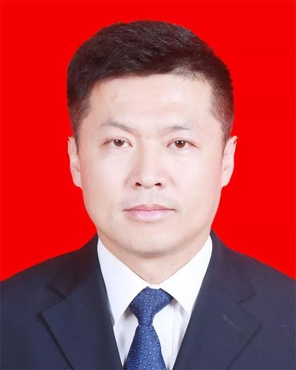 关于王隆等同志任前公示的公告