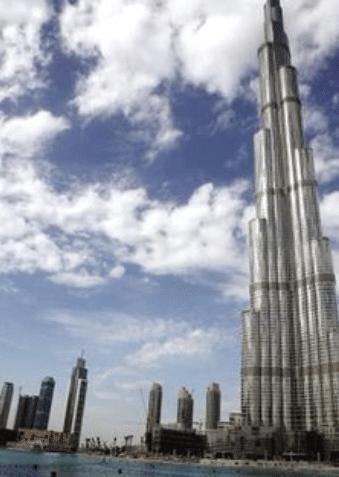 世界第一高楼问世！比迪拜塔高171米！网友：我想去看看。