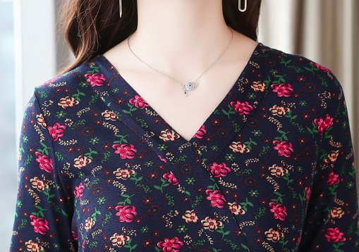 入秋了，阔腿裤早该扔了!若你是6070后，穿这秋裙，超美嫩了