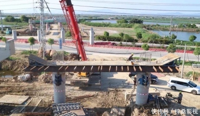  「高速」中国高速一年收费上千亿，为何年年喊亏损？钱都用去哪