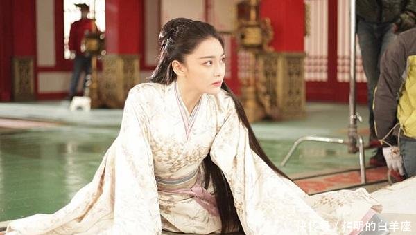 张馨予结婚却被曝出黑历史，军官老公首次回应对黑历史的看法！