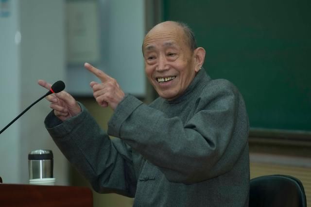 谣传朱旭先生去世,刘晓庆等圈内人都被骗,自媒体时代需辨真假!