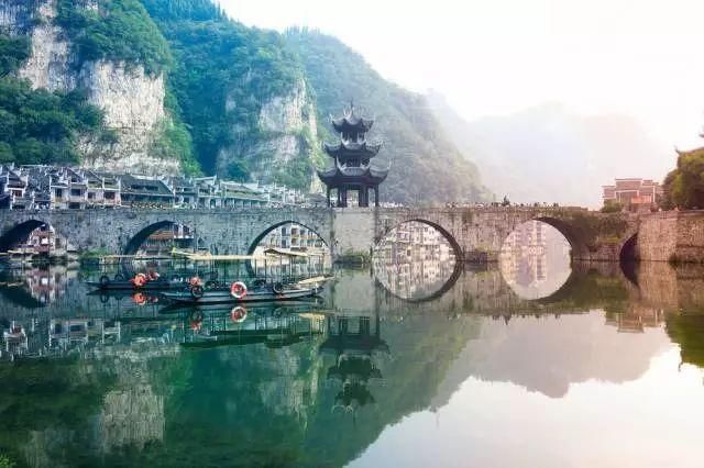 今年夏天，贵州突如其来地火了!