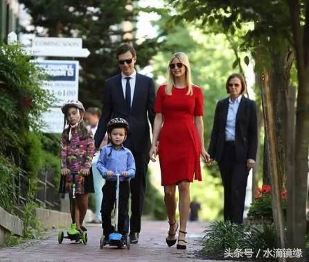 37岁的伊万卡坐姿很霸气，内在气质自然展现